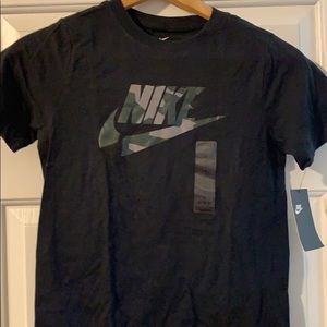 Nike boys shirts